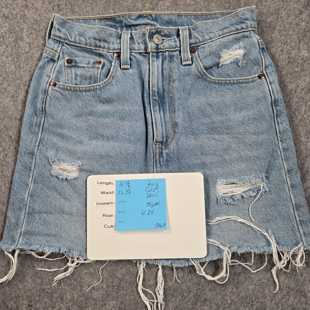 Levi's Skirt Womens 24 Blue Denim Distressed Mini Cutoff Raw Hem Fringe Casual - Picture 8 of 8